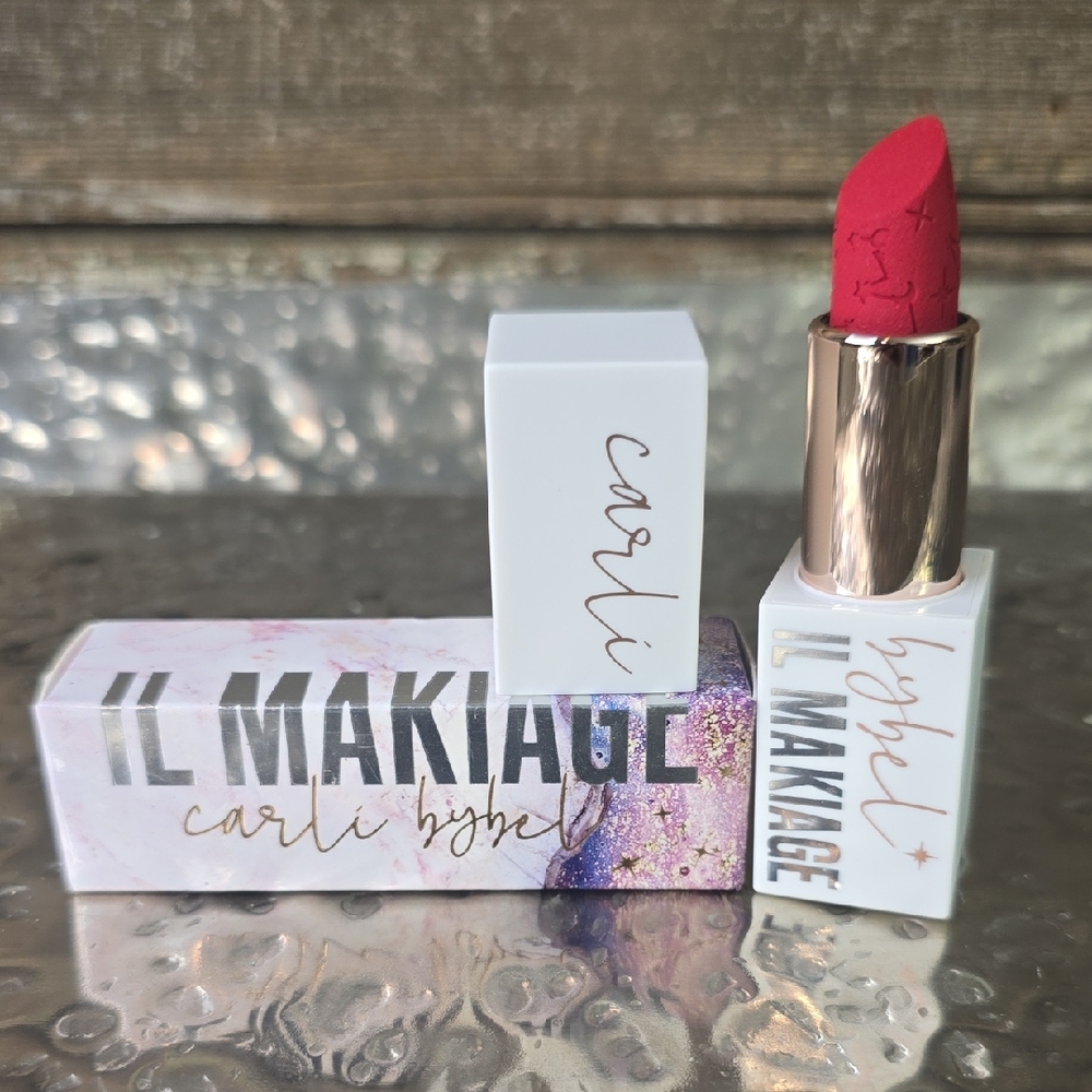 IL MAKIAGE x Carli Bybel Dirty Talk Matte Lip Color Venus Red Lipstick NIB